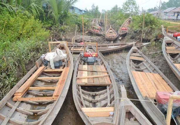 Tenggelamnya kapal nelayan tersebut, diduga terjadi di perairan Tanjab Timur, tepatnya di daerah Kuala Lagan, akibat cuca buruk dan tingginya ombak laut pada waktu itu.