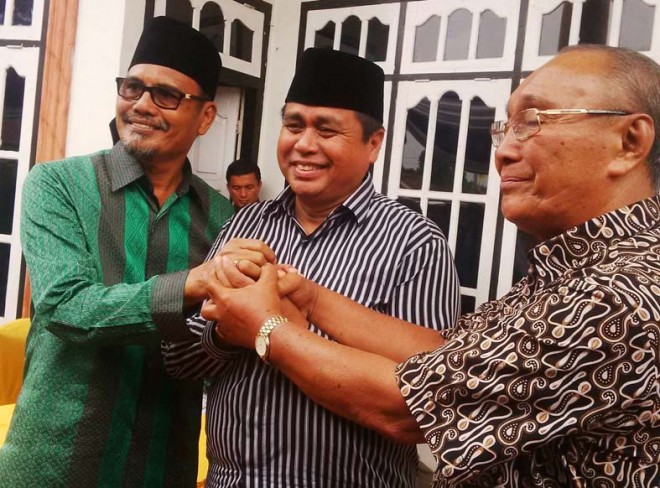 Dua mantan Bupati Tanjab Timur, dengan kompak memberikan dukungan kepada HBA untuk maju Pilgub Jambi mendatang. 