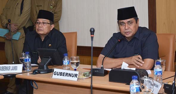 Gubernur Jambi, HBA bersama Wakil Gubernur Jambi, Fachriri Umar.