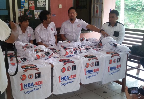 Posko Perjuangan Rakyat (Pospera) Jambi ketika memberikan keterangan persnya.