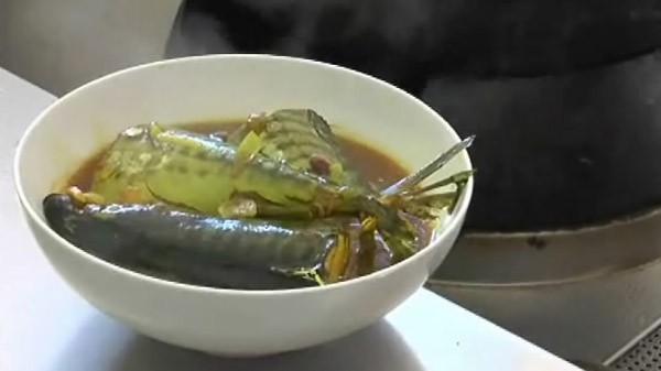 Kuah Ikan Saba Palumara. Foto: Ayul/pojokpitu/JPNN