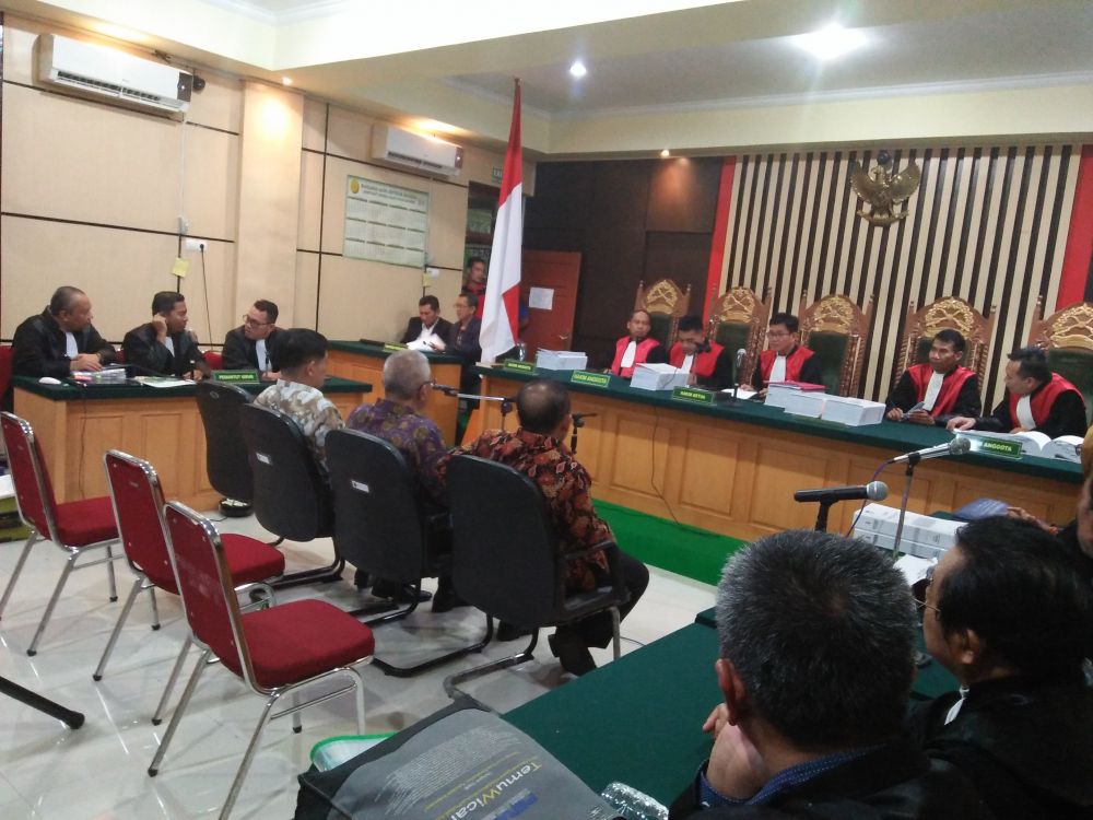 Suasana sidang dugaan suap RAPBD Provinsi Jambi  tahun 218 dipengadilan tipikor jambi.