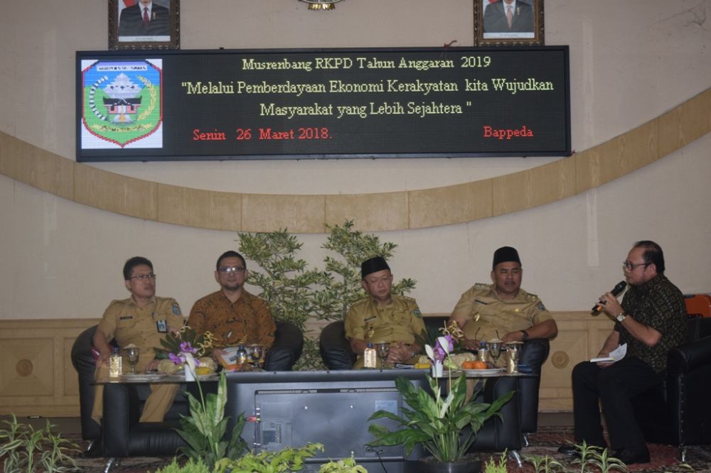 Sesi tanya jawab Musrenbang RKPD, Senin (26/3) siang  