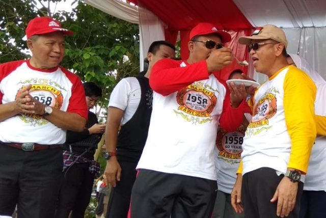 Keakrban H Cek Endra dan H Hillalatil Badri yang disaksikan Sekda, H Thabroni Rozali


