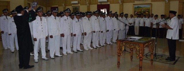 Pelantian Kades se Kabupaten Sarolangun beberapa waku yang lalu