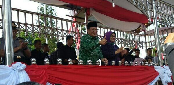 Suasana malam resepsi , dalam rangka memeriahkan HUT RI Ke 73 di Rumah Dinas Bupati Sarolagun, Jum'at (17/8).
