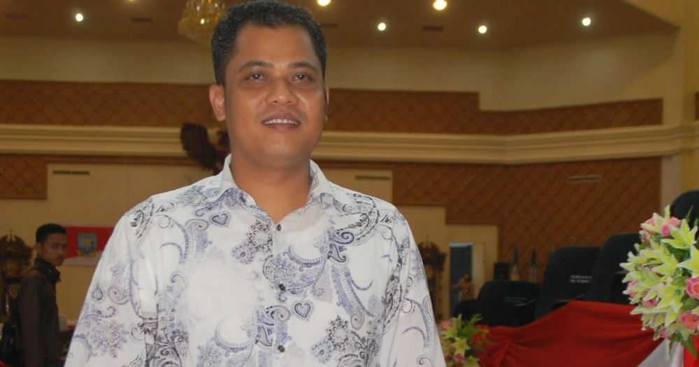M Nasir S
