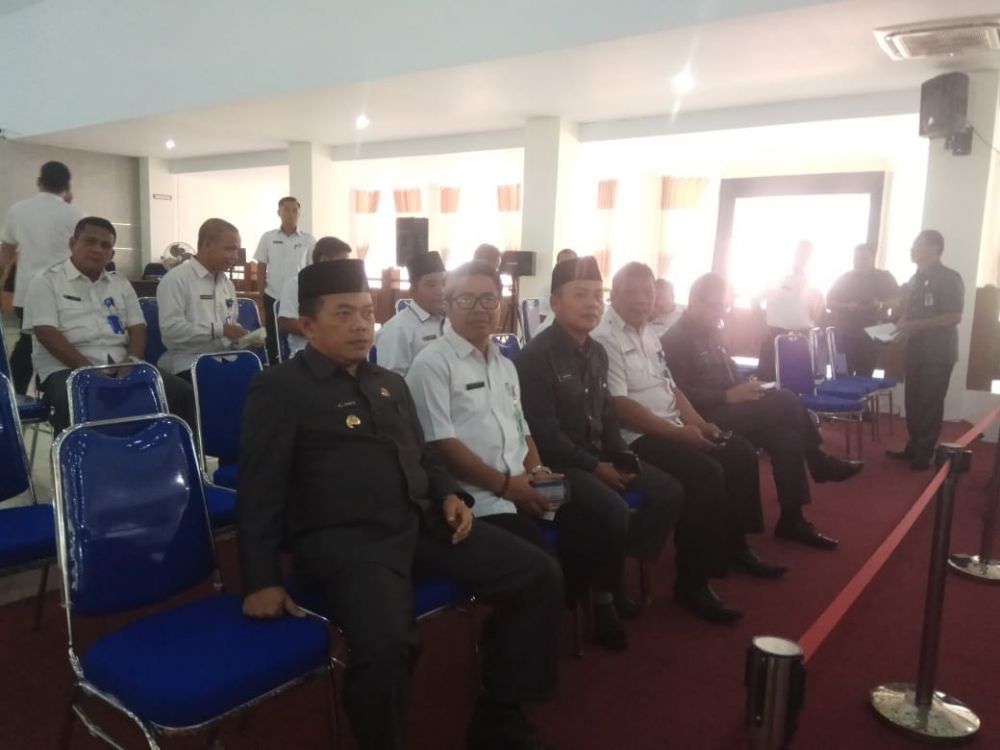 Bupati Menghadiri Paripurna