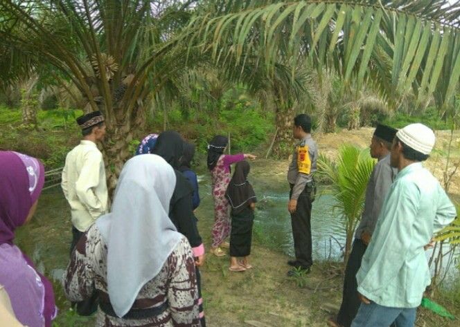 Lokasi Kolam di mana  Desi Dwinta Sari dan Putrinya  Shinta Aulia Rini Ditemukan Tewas