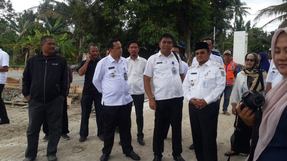 Maulana Meninjau Jogging Track di Danau Sipin