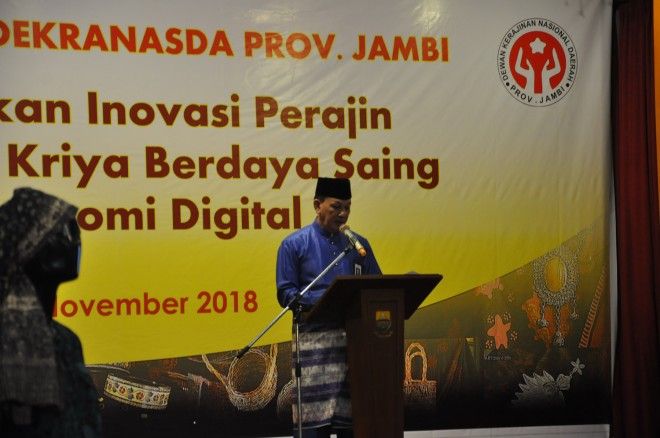 Sekda Provinsi Jambi HM Dianto Saat Membuka Rakerda Dekranasda Provinsi Jambi