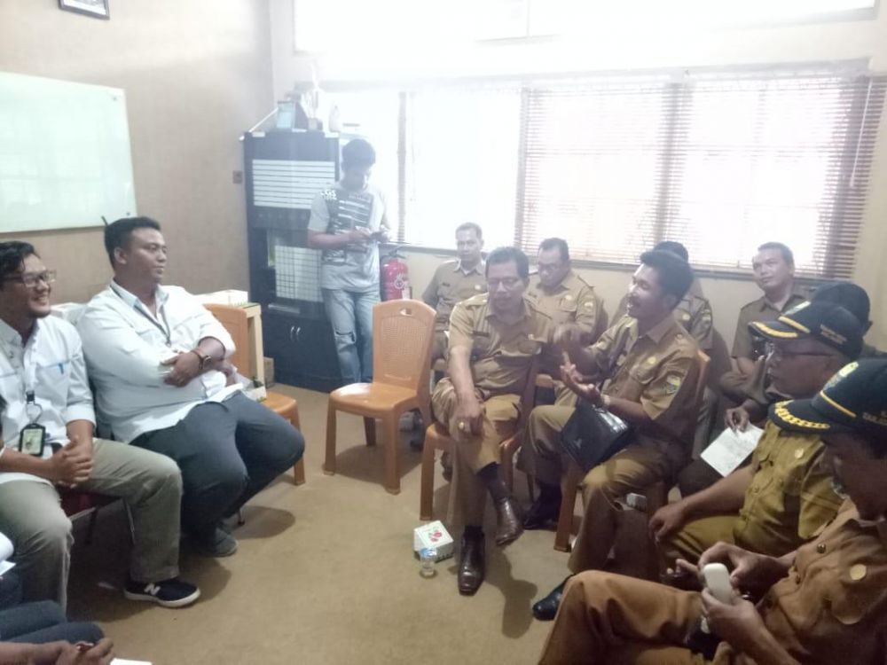 Kades yang Mendatangi PLN Muarabulian