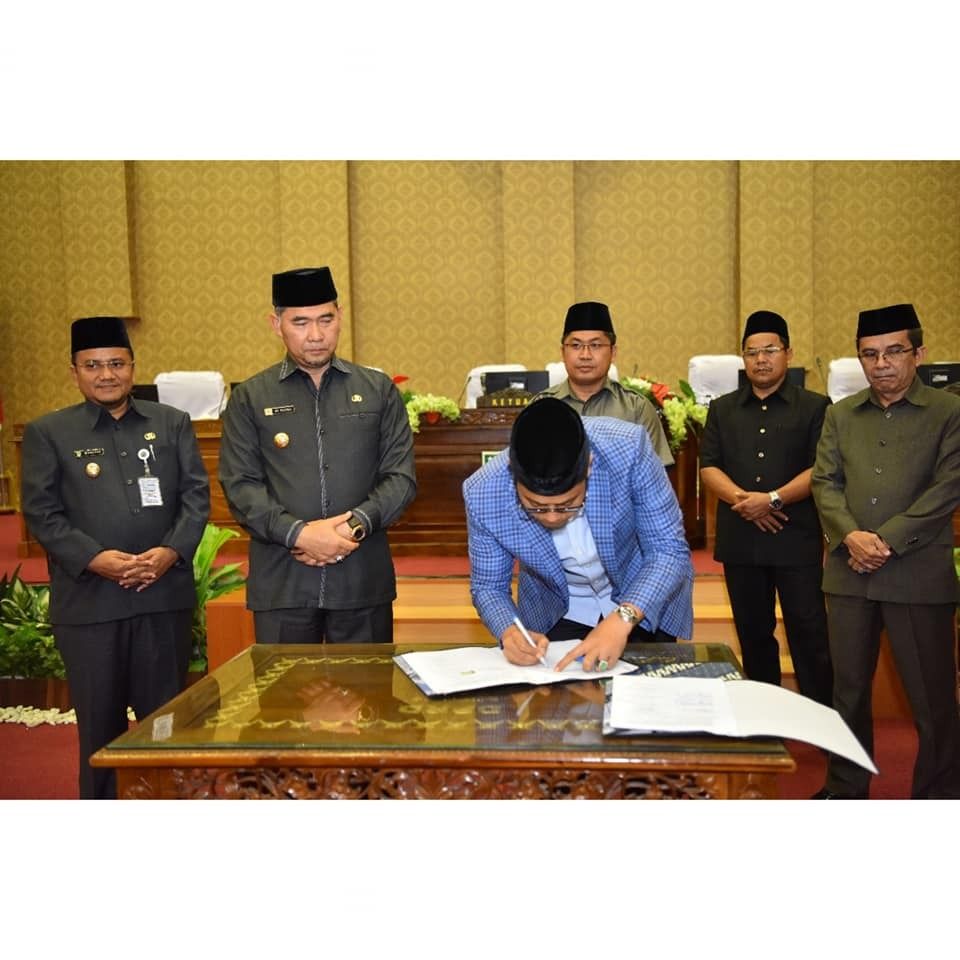 Penandatanganan dan Pengesahan