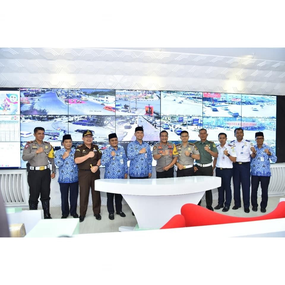Foto Bersama Usai Menandatanganan MoU+