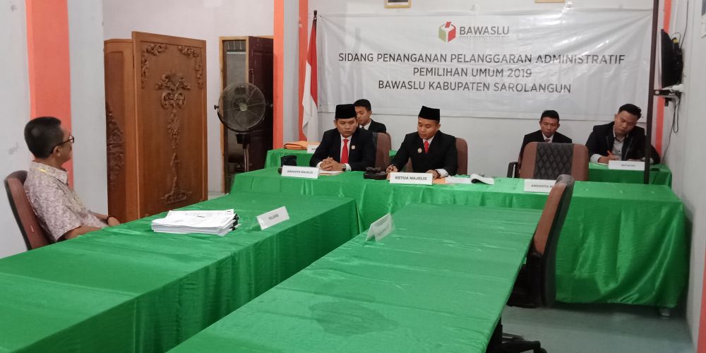 Suasana Sidang Pendahuluan Bawaslu Sarolangun, Kemarin