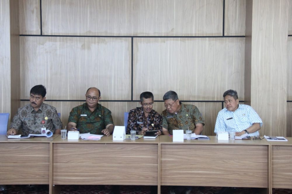 Pemkab Tanjabbar Menargetkan Angka Kemiskinan 2012 Turun