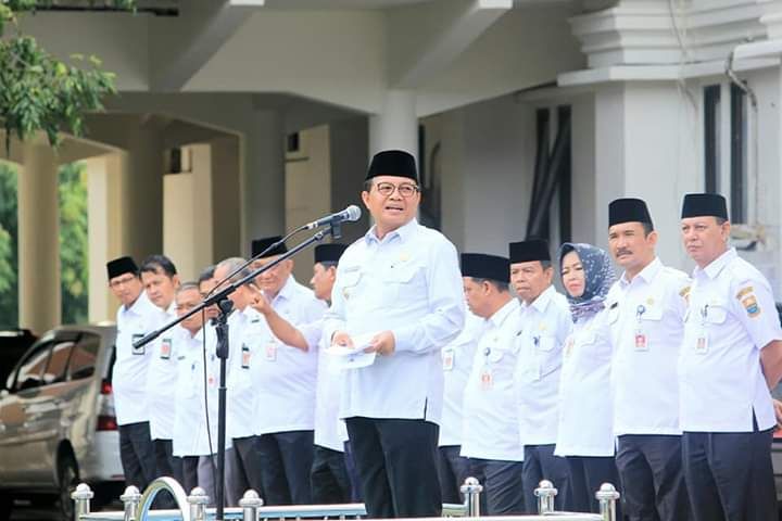 Fachrori Memimpin Upacara