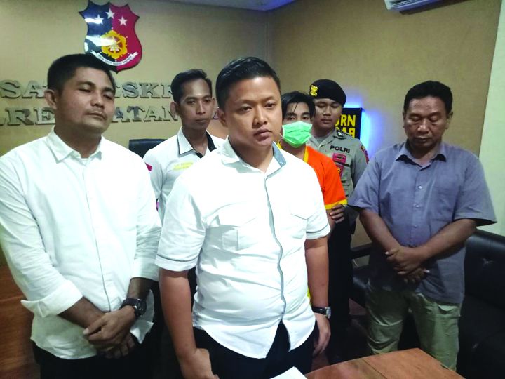 R Bersama Anggota Polres Batanghari