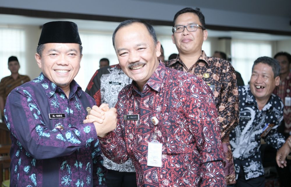 Bupati Merangin H Al Haris Akrab dengan Para Peserta Forum