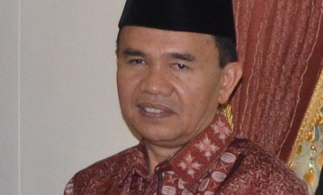  Adirozal