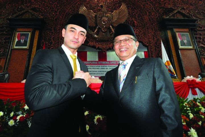 Zumi Zola dan Fahrori dalam suatu acara