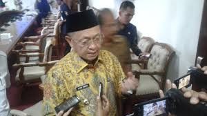 Cek Hendra