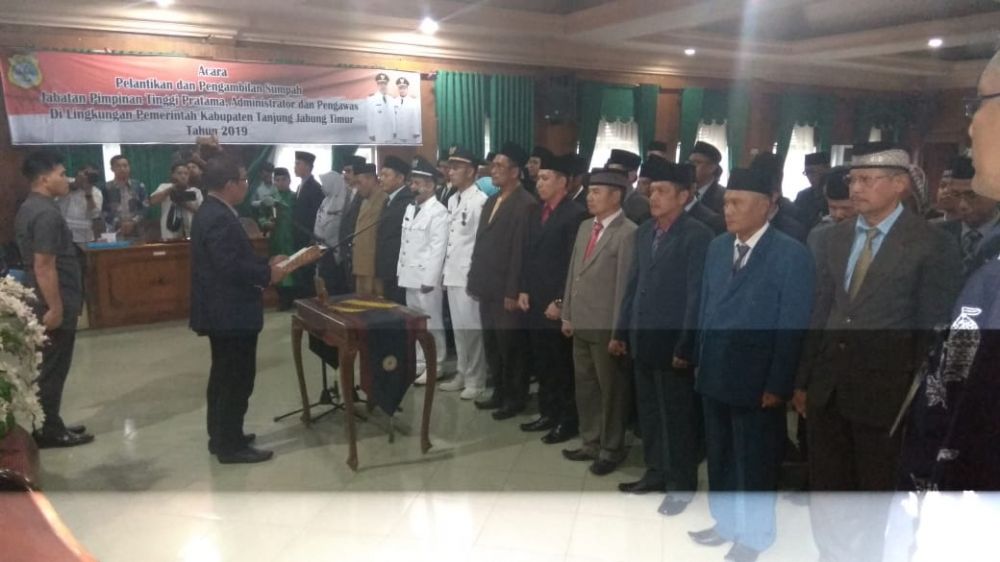 Bupati Tanjabtim Romi Haryanto, Saat Melantik 58 Eseleon II, III dan IV Jumat Lalu