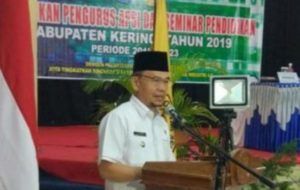 Adirozal Menghadiri Pelantikan Nailil Husna