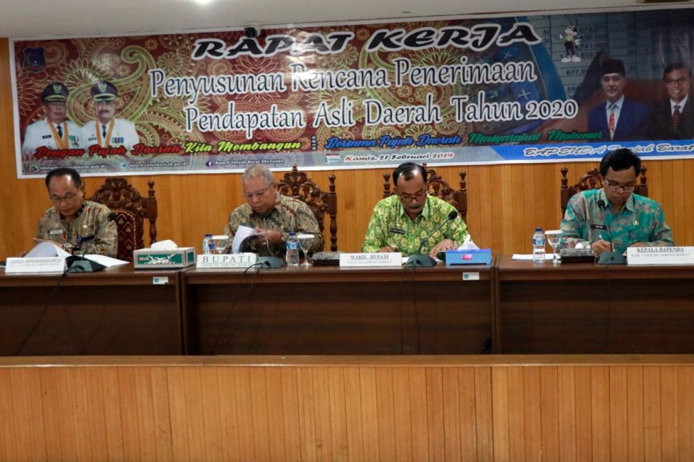 Rapat penyusunan rencana kerja  Tanjabbarat Tahun Anggaran 2020, di Pola Atas Kantor Bupati