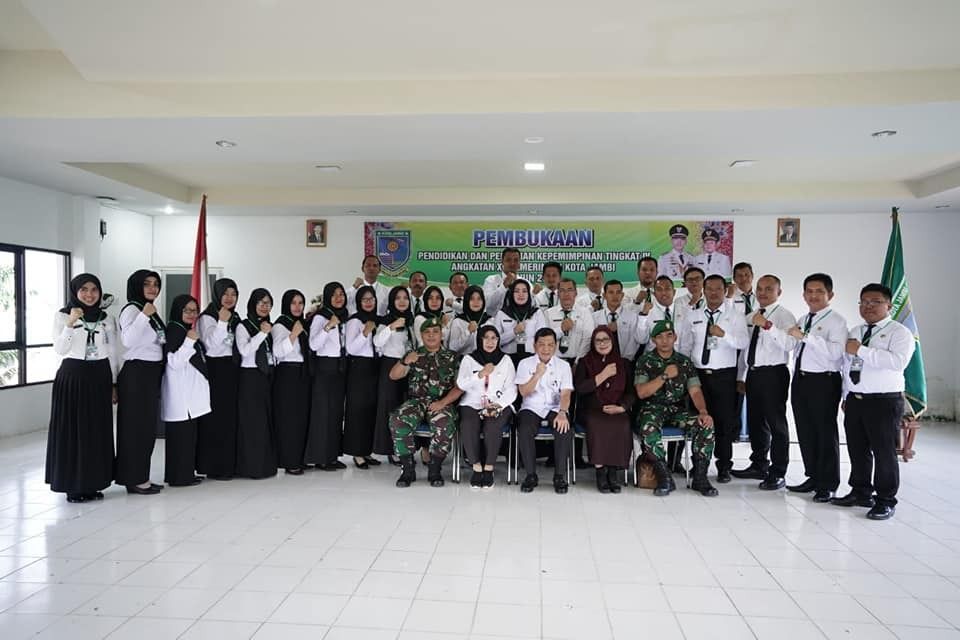 Peserta Diklat Foto Bersama