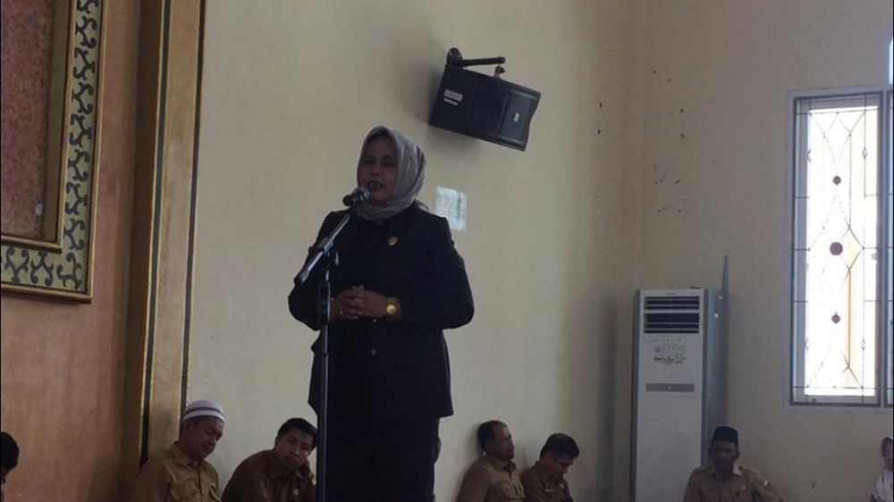 Ketua DPRD Muarojambi dalam suatu acara.