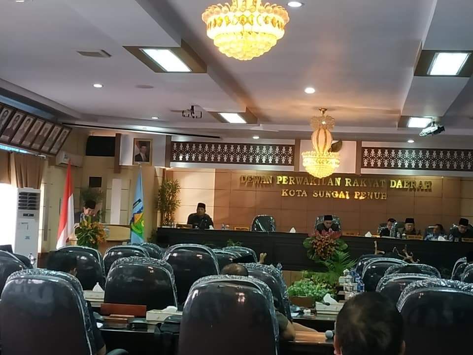 Suasana Paripurna Penyampaian LKPJ