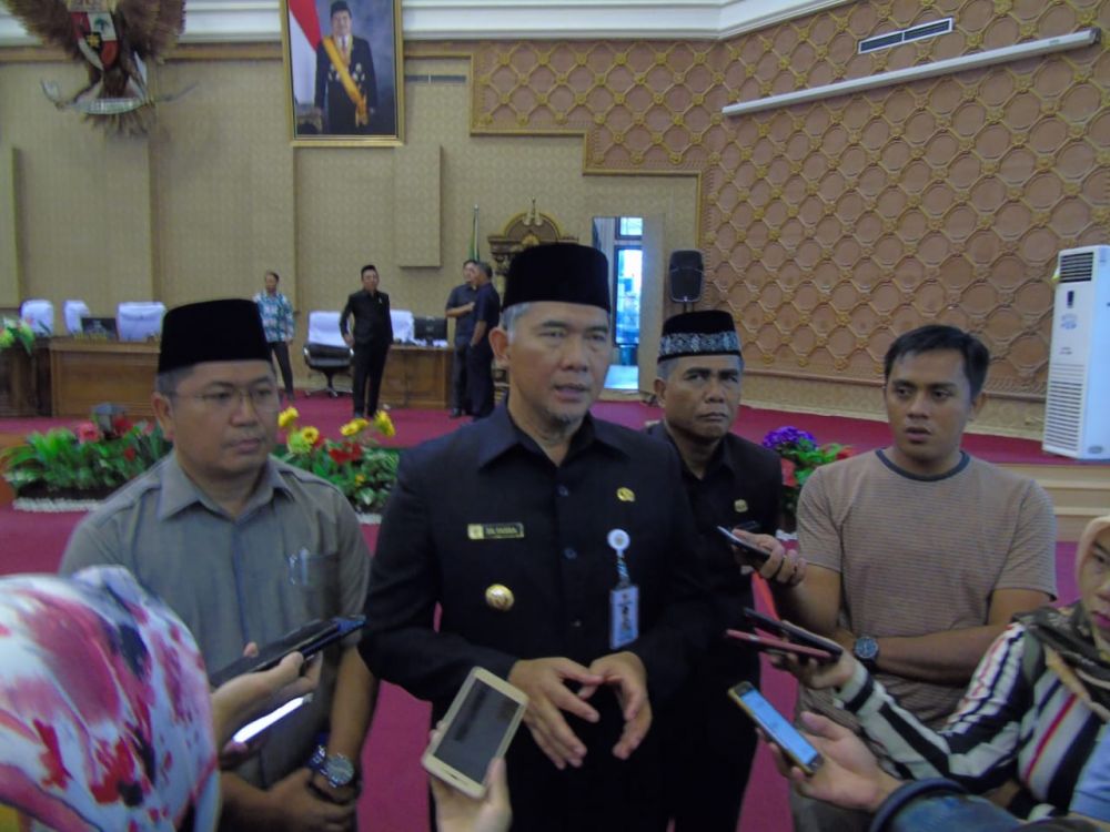 Fasha Memberikan Keterangan Pers