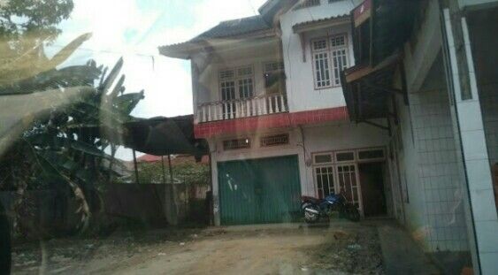 Rumah Warga yang diduga Jadi Gudang Rokok Ilegal
