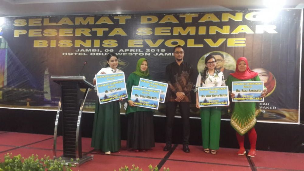 pemberian reward trip gratis ke BALI & reward 1 unit Honda Vario (15jt) Krisna W. Widodo kepeda Leader evolve Jambi