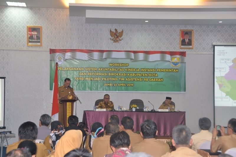 Sekda Provinsi Jambi H. M. Dianto