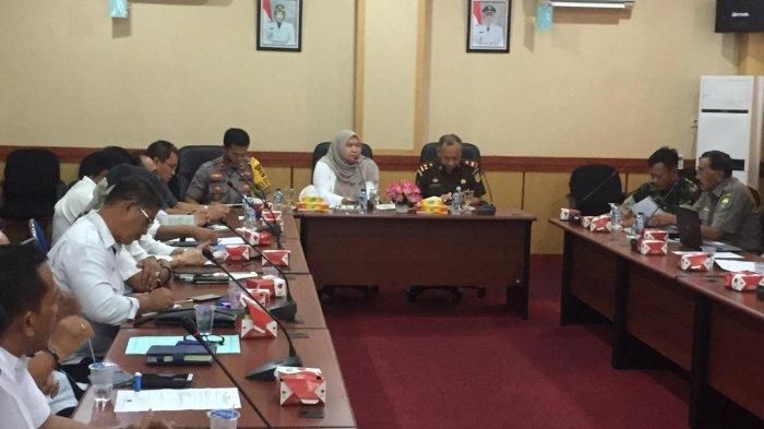 Bupati Masnah Memimpin Rakor Penanggulangan Bencana