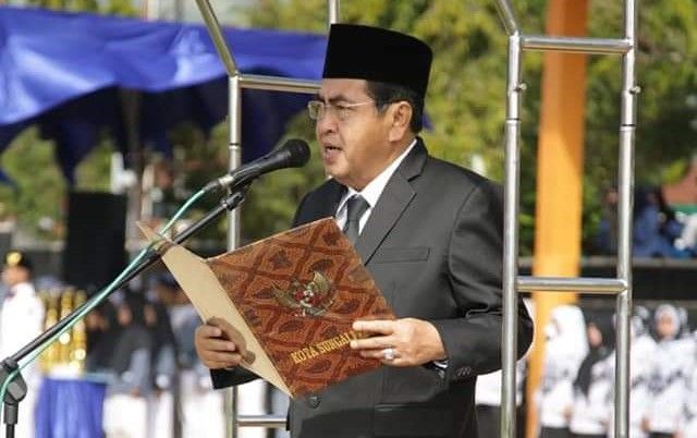 AJB Pipin Peringatan Hardiknas