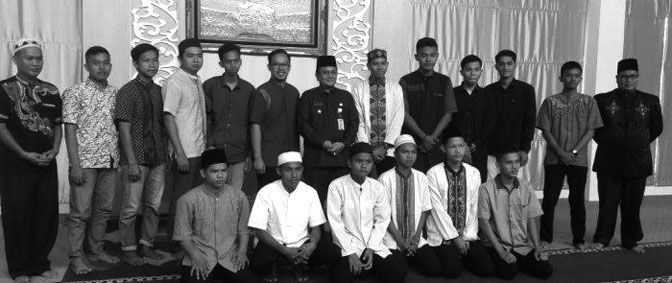Wawako dalam Suatu Kegiatan dengan Pemuda