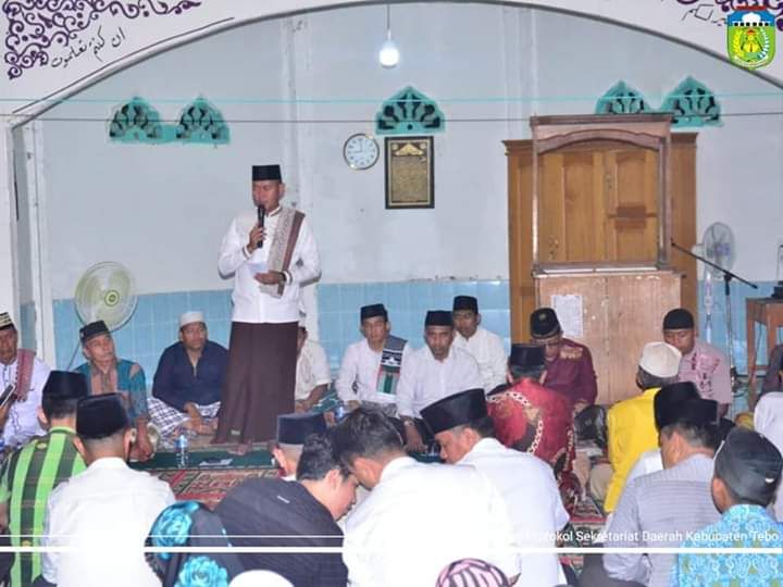 Bupati Tebo Menyampaikan Sambutan