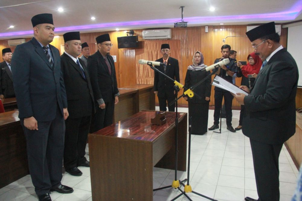 Pejabat yang dilantik