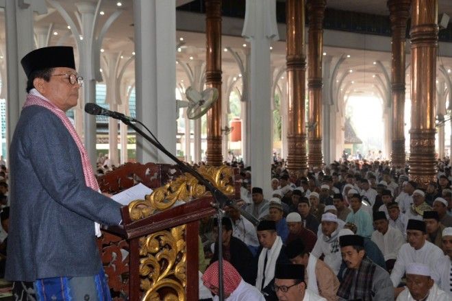 Gubernur Jambi Fachrori Umar.