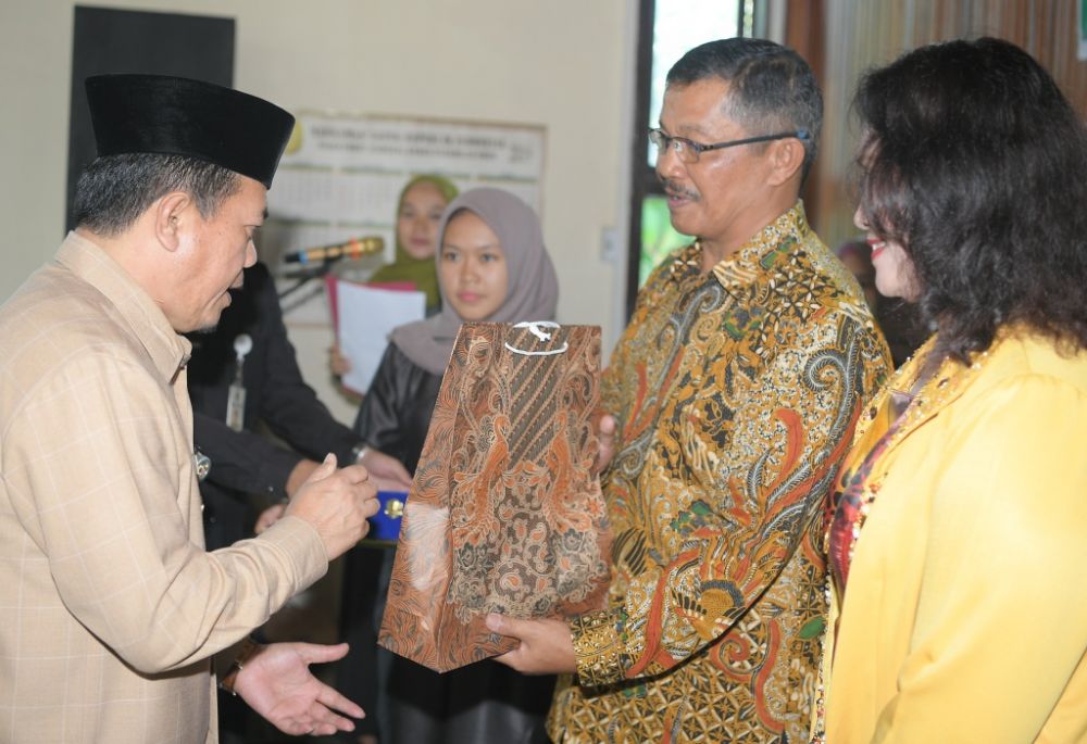 Bupati Merangin H Al Haris menghadiri pengatar tugas hakim dan Ketua PN Bangko.