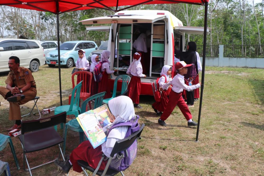 Perpustakaan keliling Tanjabbarat.