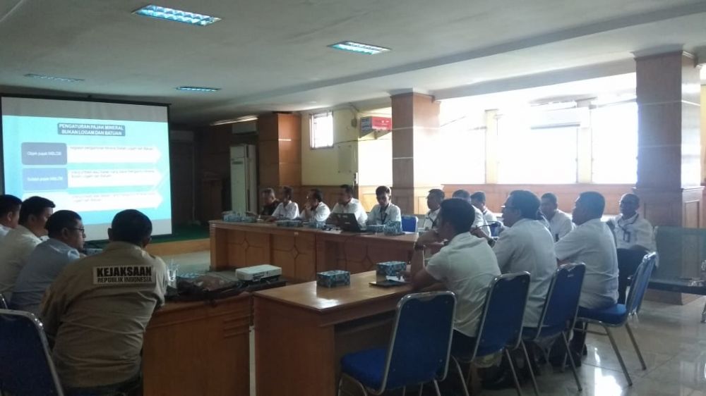 Suasana pertemuan Pemkab Tanjabbarat dan  PT CA.