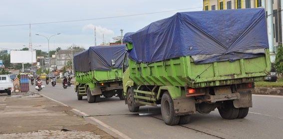 Truk batubara.