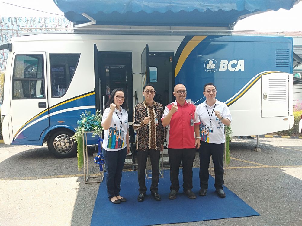 Peluncuran mobil kas BCA 