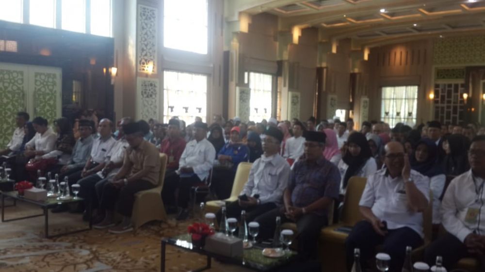 Kepala sekola SD dan SMP dikumpulkan Fasha.