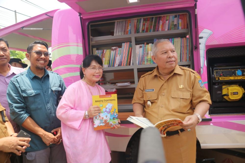  Mobil Perpustakaan Keliling bantuan Petrochina
