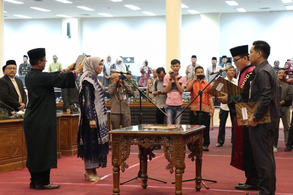 Pelantikan Wakil Ketua DPRD Kota Jambi yang sempat kosong